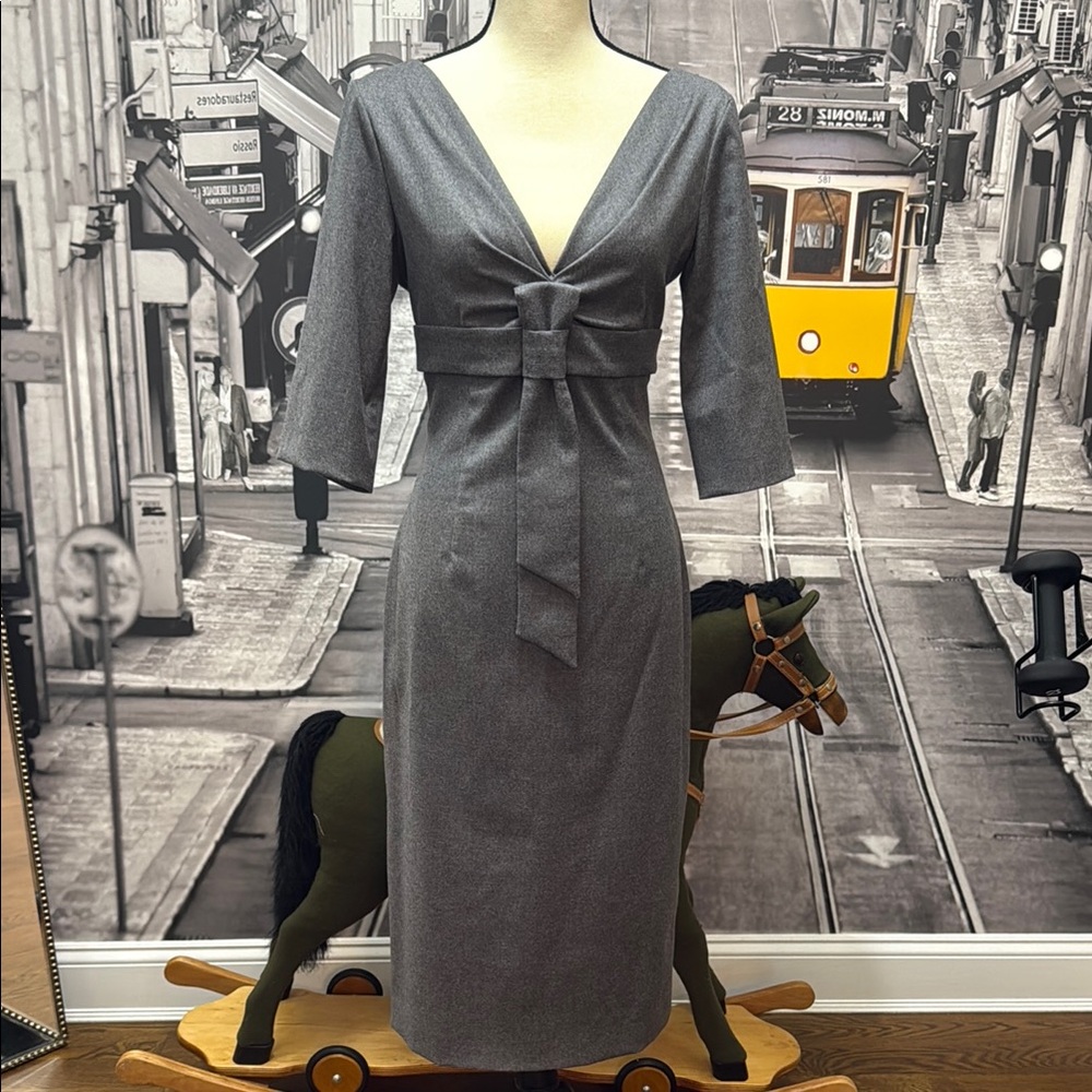 Alexander McQueen Elegant Gray Women's Dress new